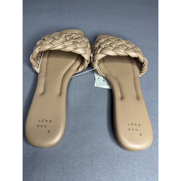 A New Day Women's Tan Carissa Woven Strap Open-Toe Slide Sandals Size 9 - Picture 3 of 8